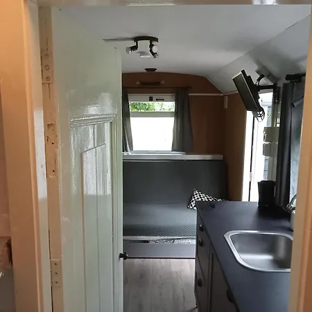 בקתה Het Zwarte Paard *